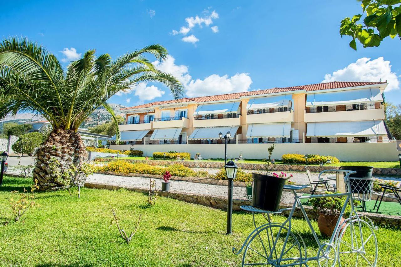 Aristotelis Apartments Razáta Exterior photo