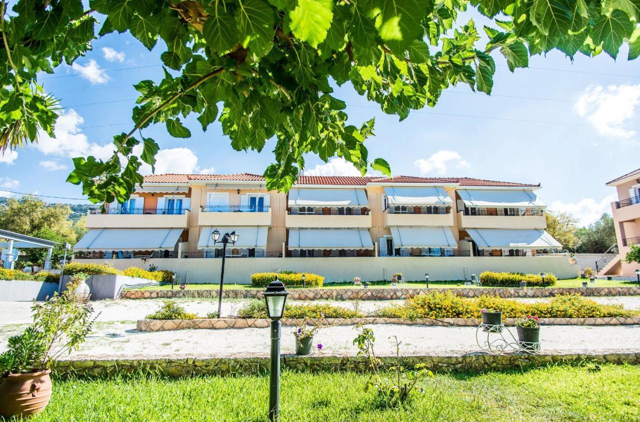 Aristotelis Apartments Razáta Exterior photo